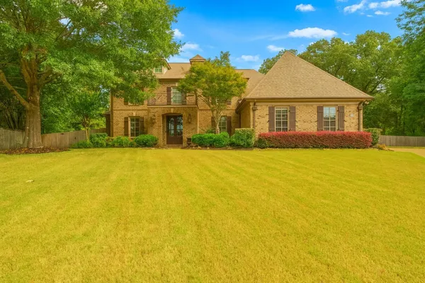 $750,000 | 10374 Herons Ridge Cove, Lakeland, TN 38002
