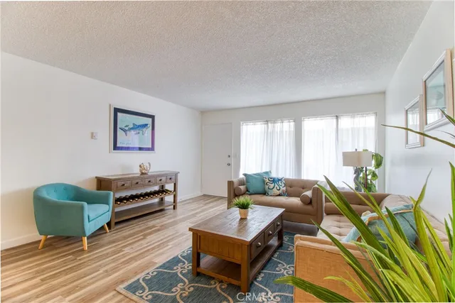 $315,000 | 5500 Ackerfield Avenue, Unit 307, Long Beach, CA 90805