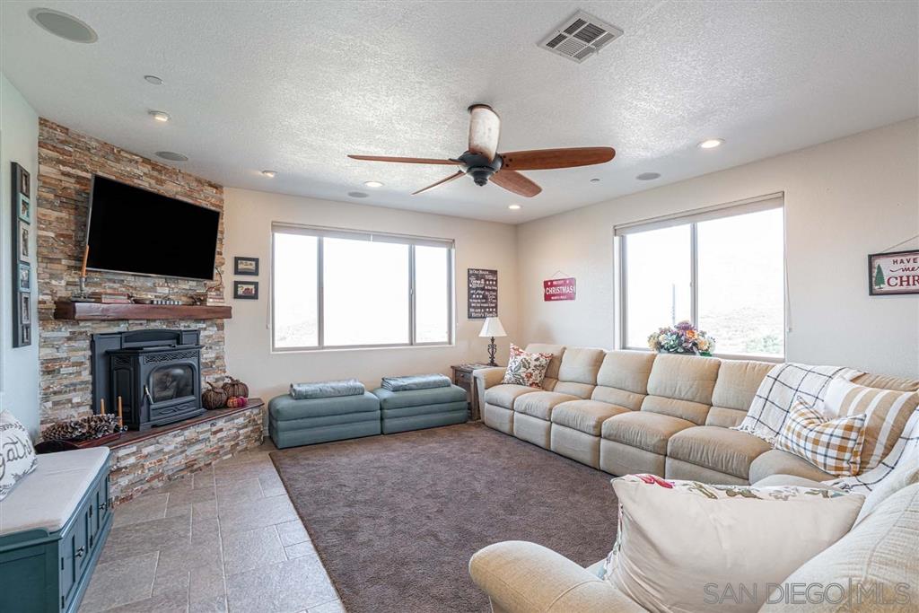 1410 Farlin Road Alpine, CA 91901 - Photo 6 of 25