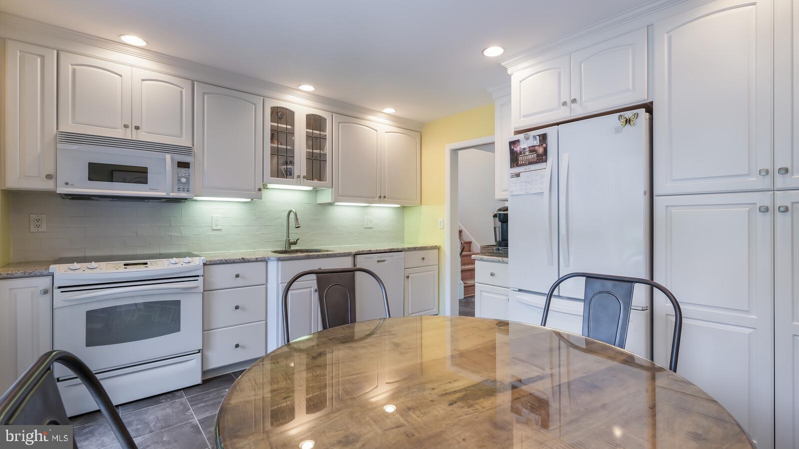 999 George Road Jenkintown, PA 19046 - Photo 12 of 44 Kitchen