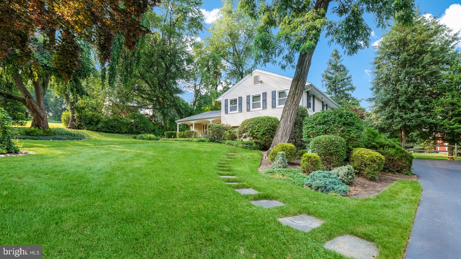 999 George Road Jenkintown, PA 19046 - Photo 3 of 44 Charming landscape features