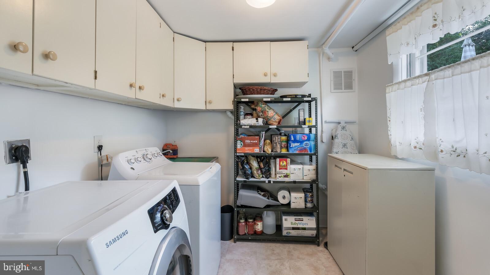999 George Road Jenkintown, PA 19046 - Photo 34 of 44 Laundry Room