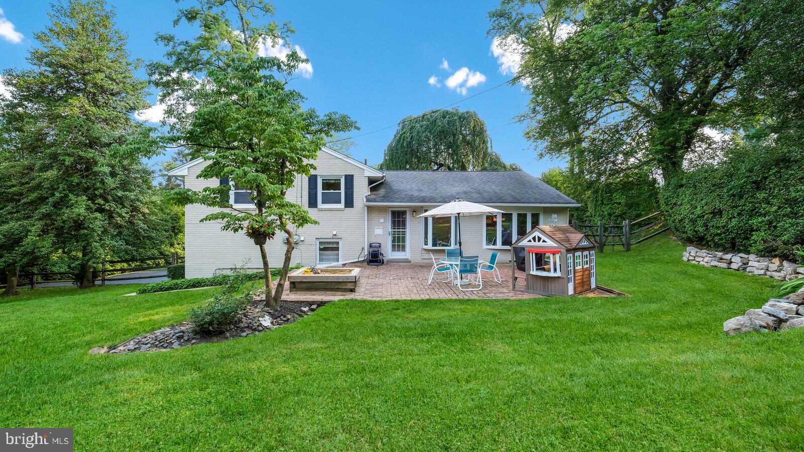 999 George Road Jenkintown, PA 19046 - Photo 43 of 44 Exterior rear of home