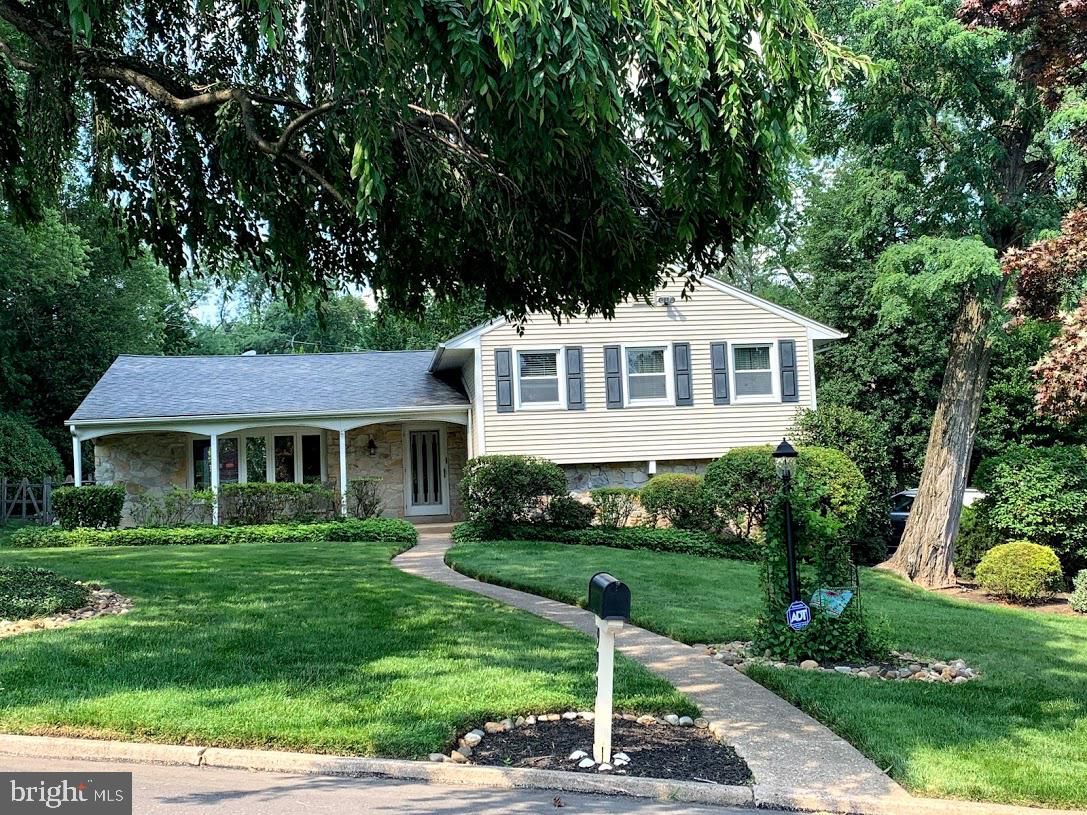 999 George Road Jenkintown, PA 19046 - Photo 44 of 44 Front with walkway and porch