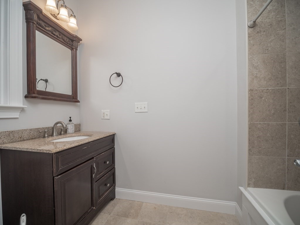8 Richardson Street, Unit 2 Winchester, MA 01890 - Photo 21 of 38