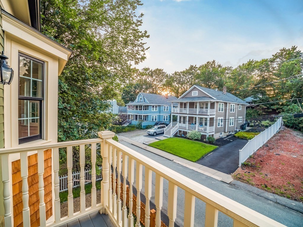 8 Richardson Street, Unit 2 Winchester, MA 01890 - Photo 25 of 38