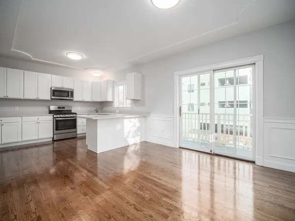 $4,500 | 8 Richardson Street, Unit 2, Winchester, MA 01890