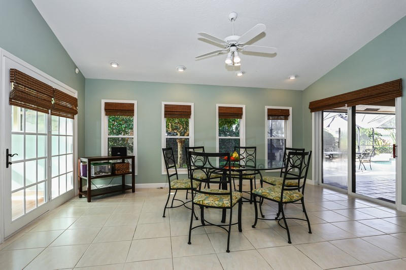 175 Apollo Circle Jupiter, FL 33477 - Photo 8 of 33 Sunny breakfast area