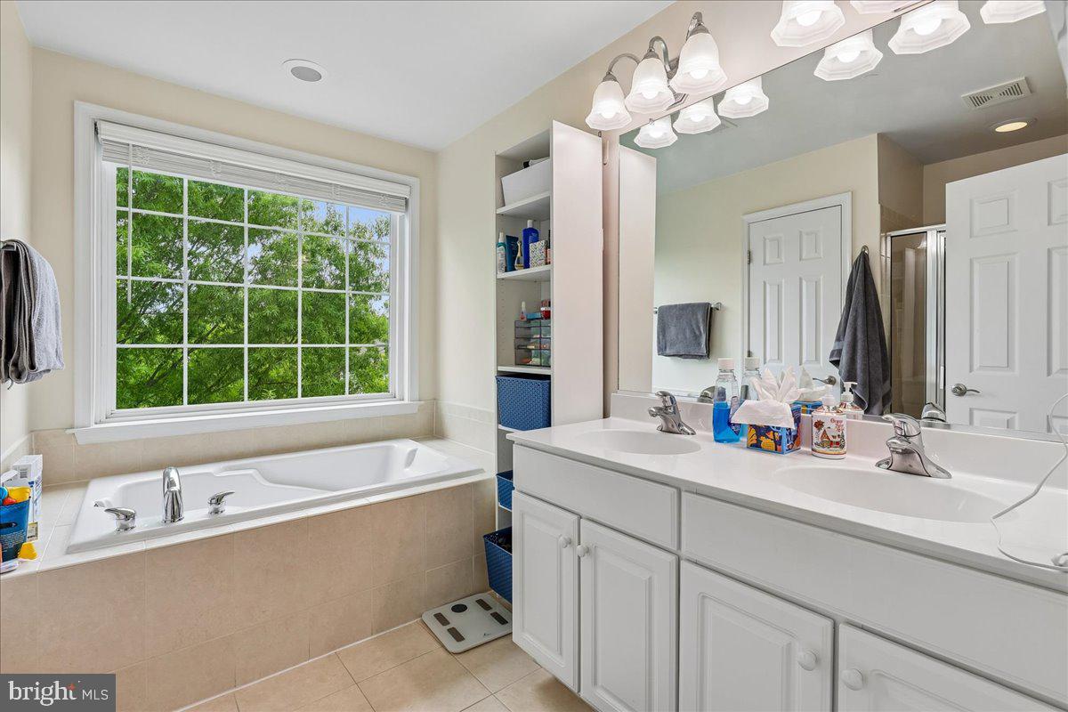 9276 Laurel Ridge Crossing Road Lorton, VA 22079 - Photo 26 of 43 Bright and airy spa-like retreat.