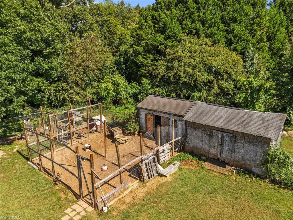 1825 Sandy Cross Road Reidsville, NC 27320 - Photo 24 of 25