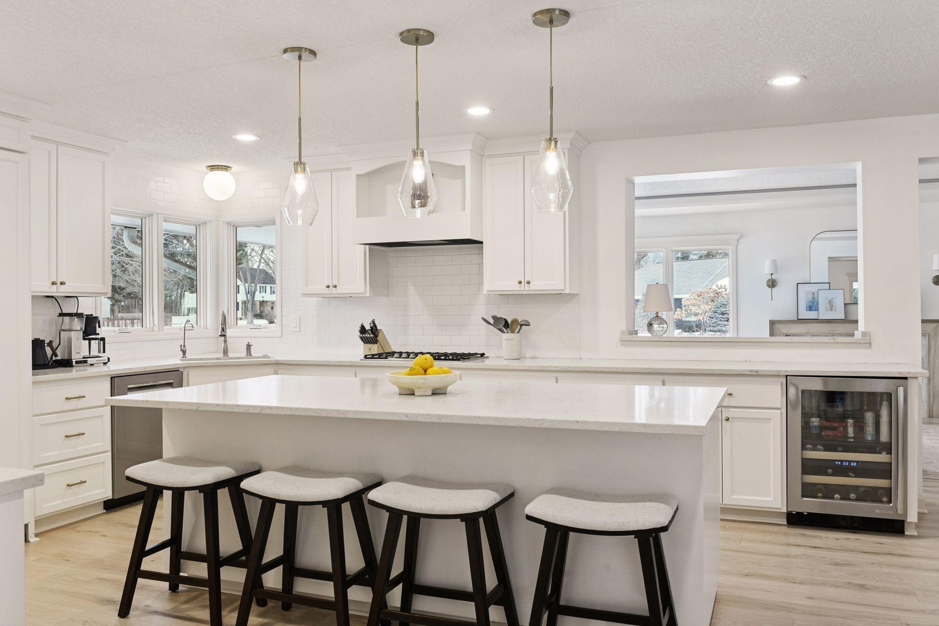 14 Woodland Road Edina, MN 55424 - Photo 13 of 73