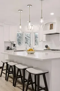 $1,750,000 | 14 Woodland Road, Edina, MN 55424