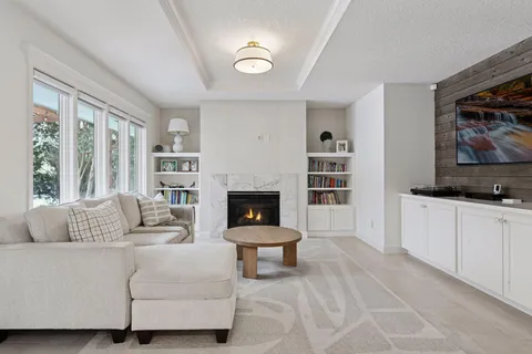 $1,750,000 | 14 Woodland Road, Edina, MN 55424