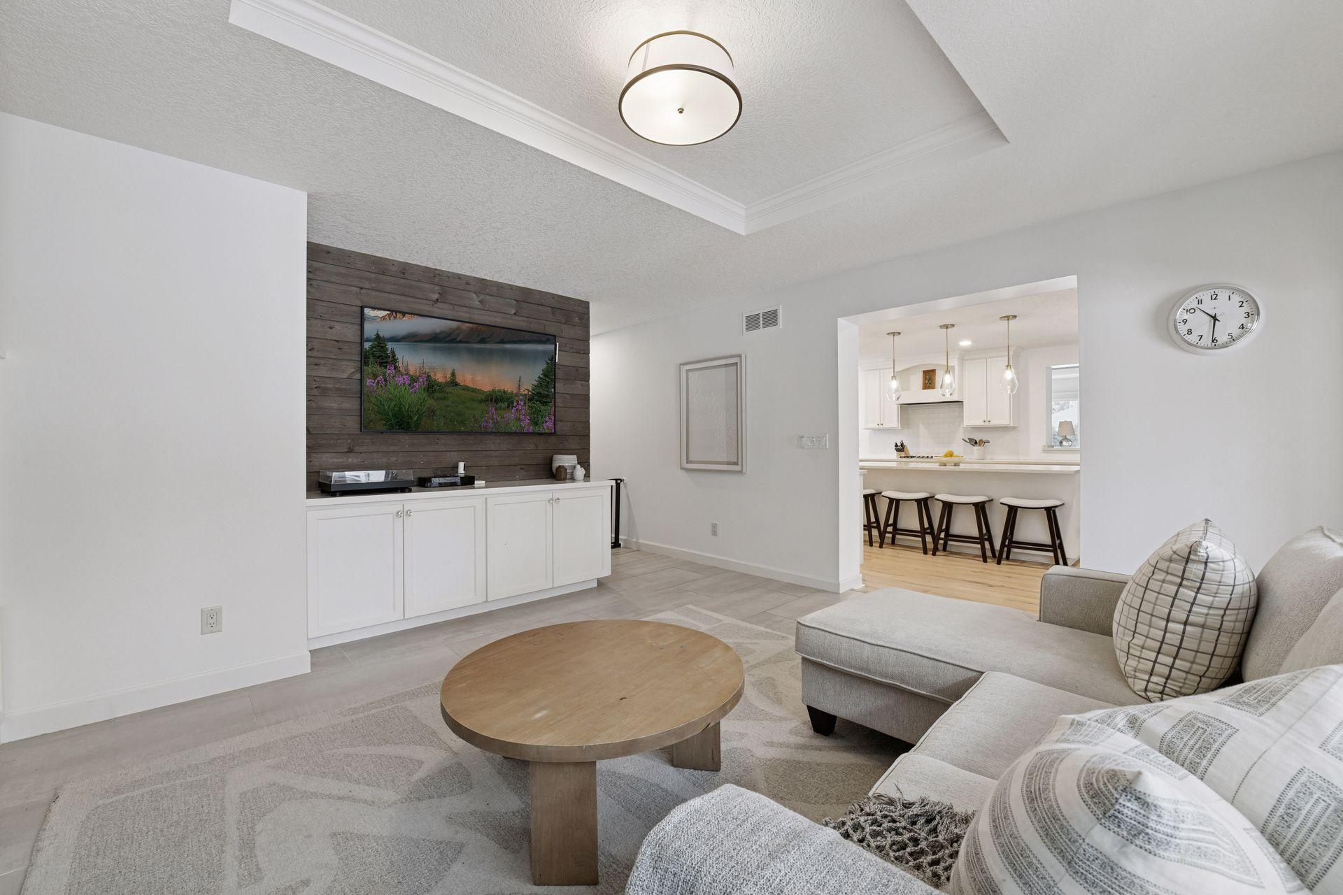 14 Woodland Road Edina, MN 55424 - Photo 28 of 73