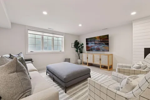 $1,750,000 | 14 Woodland Road, Edina, MN 55424