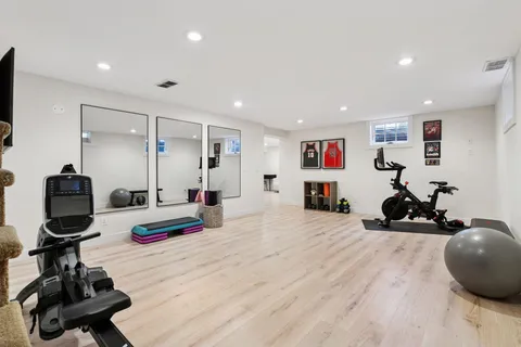 $1,750,000 | 14 Woodland Road, Edina, MN 55424