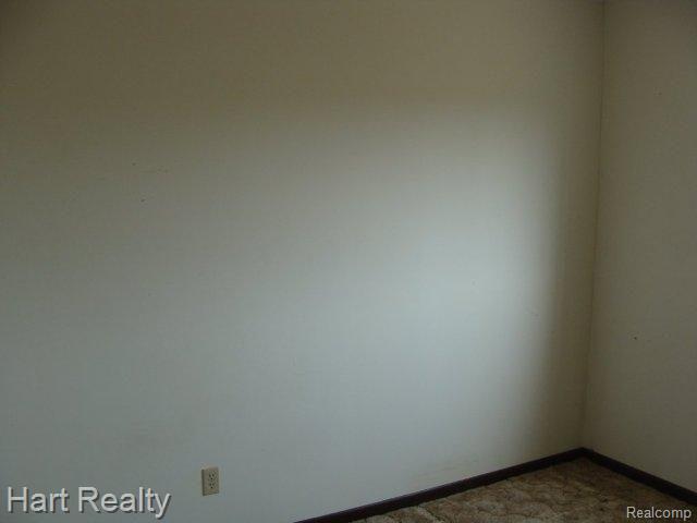 907 West Burns Line Road Melvin, MI 48454 - Photo 12 of 14 016.jpg
