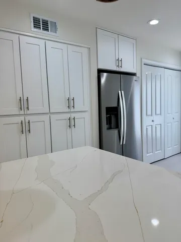 $2,699 | 47965 Oasis Court, Palm Desert, CA 92260