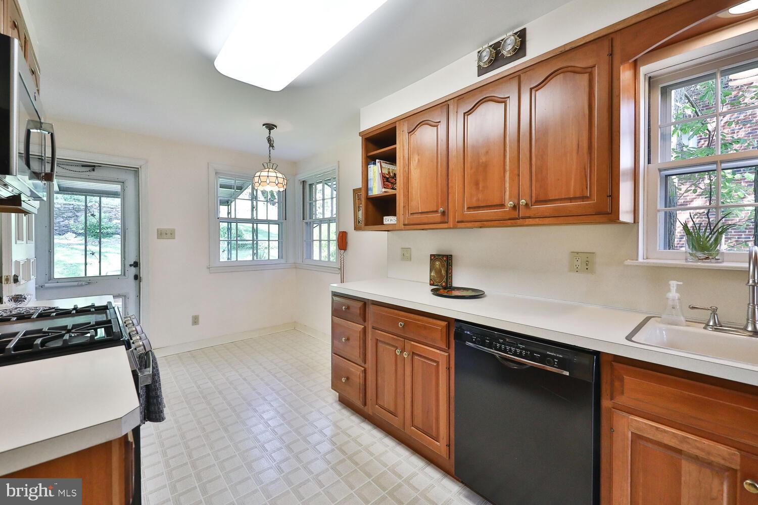50 Johns Road Cheltenham, PA 19012 - Photo 21 of 52 Gallery Image 21