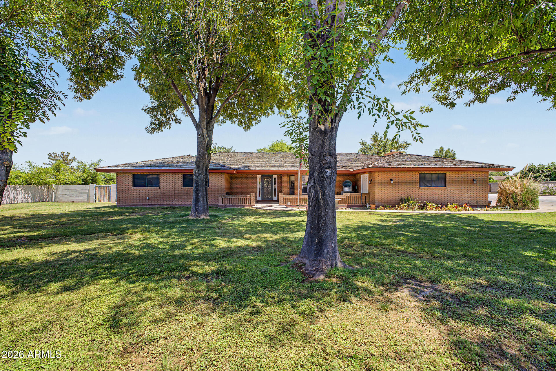 1345 North Greenfield Road Gilbert, AZ 85234 - Photo 10 of 63