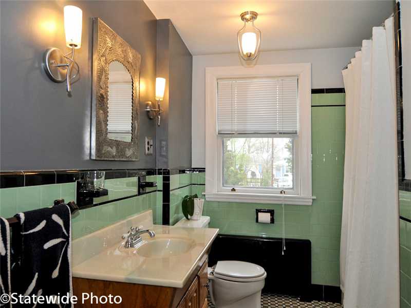 74 Rome Avenue Providence, RI 02908 - Photo 21 of 23 Bathroom.