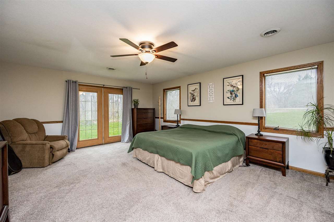 3161 Sandy Beach Road Northeast Solon, IA 52333 - Photo 12 of 26 Gallery Image 12