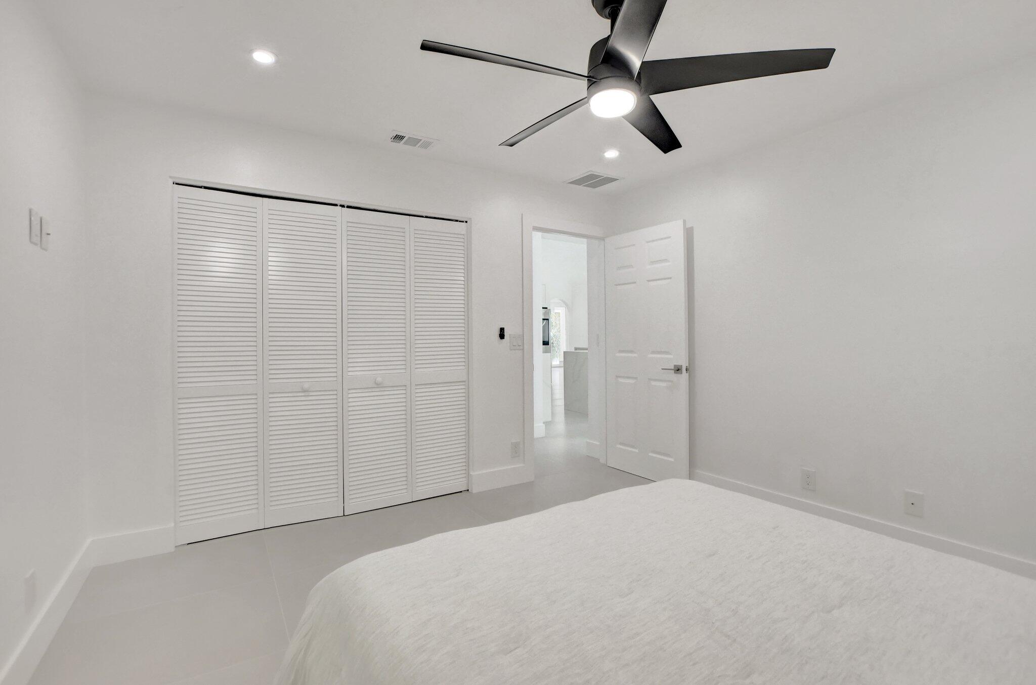 19262 Cloister Lake Lane Boca Raton, FL 33498 - Photo 20 of 107 22-web-or-mls-DSC_0691