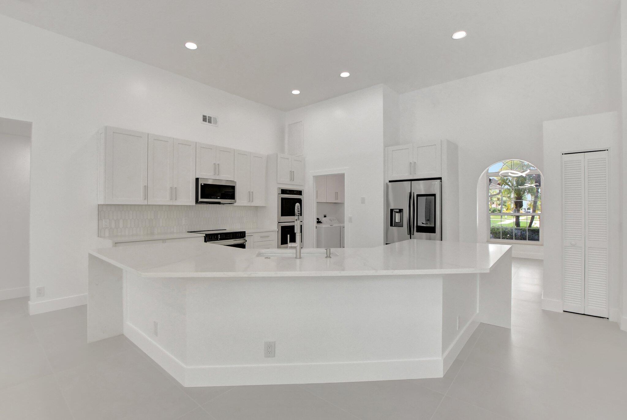 19262 Cloister Lake Lane Boca Raton, FL 33498 - Photo 29 of 107 11-web-or-mls-DSC_0636