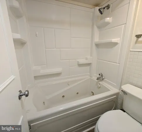 $345,000 | 307 Yoakum Parkway, Unit 920, Alexandria, VA 22304