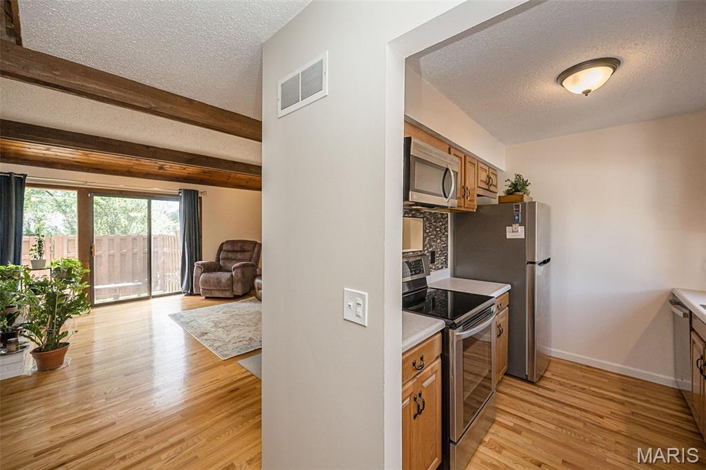 272 Cedar Grove Drive, Unit B St. Charles, MO 63304 - Photo 17 of 40