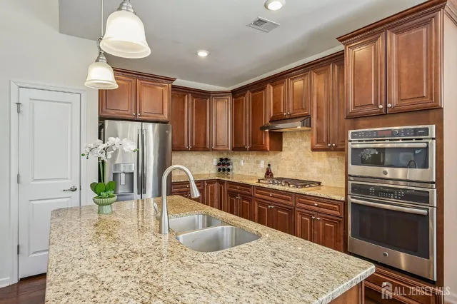 $779,000 | 19 Davinci Drive, Monmouth Junction, NJ 08852