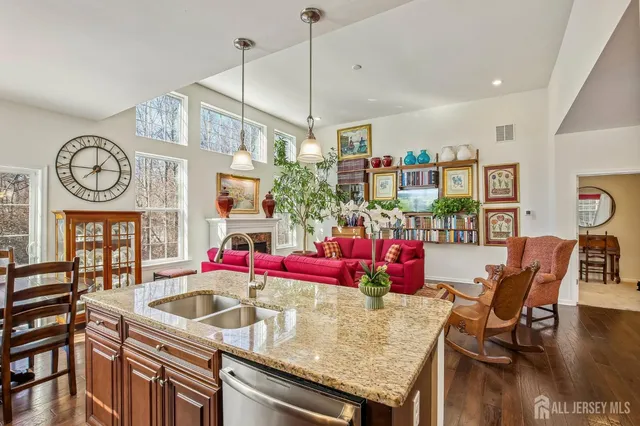 $779,000 | 19 Davinci Drive, Monmouth Junction, NJ 08852