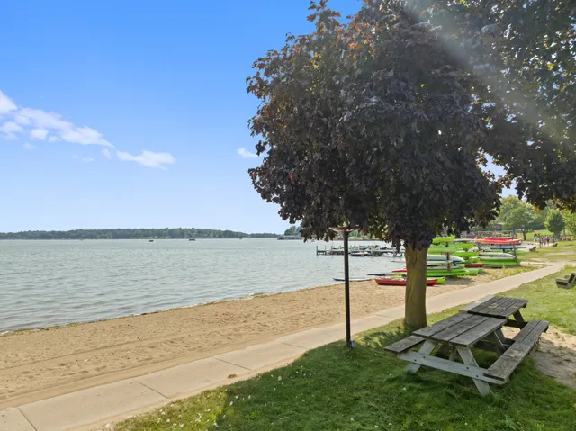 $1,450,000 | 2607 Mooring Court, Delavan, WI 53115