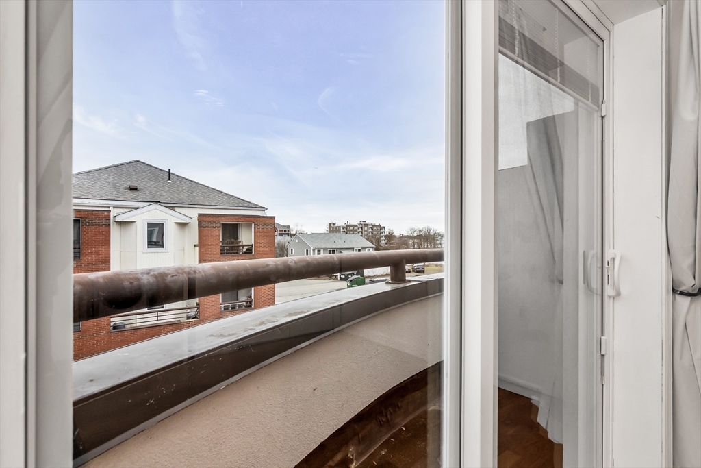 21 Margin Street, Unit 33 Lynn, MA 01905 - Photo 22 of 29