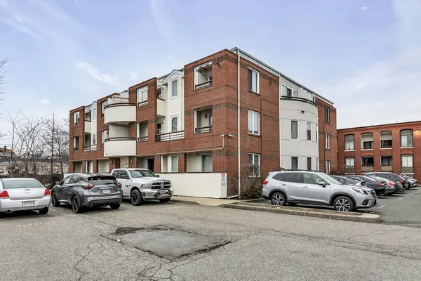$419,900 | 21 Margin Street, Unit 33, Lynn, MA 01905