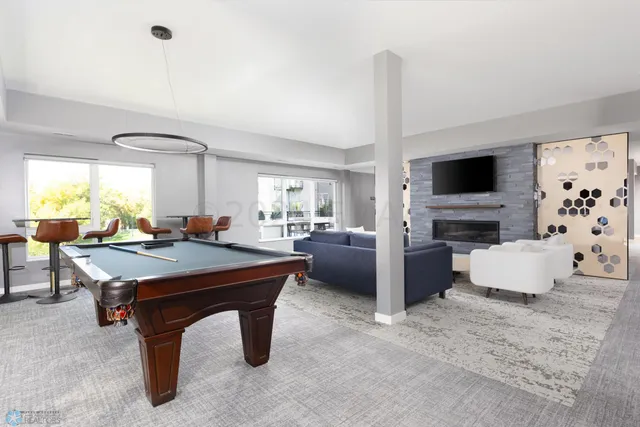 $1,249,000 | 505 Oak Street North, Unit 503, Fargo, ND 58102
