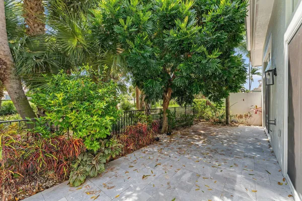 $18,000 | 128 Abondance Drive, Palm Beach Gardens, FL 33410