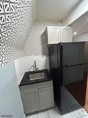 $1,300 | 371 Seymour Avenue, Newark, NJ 07112