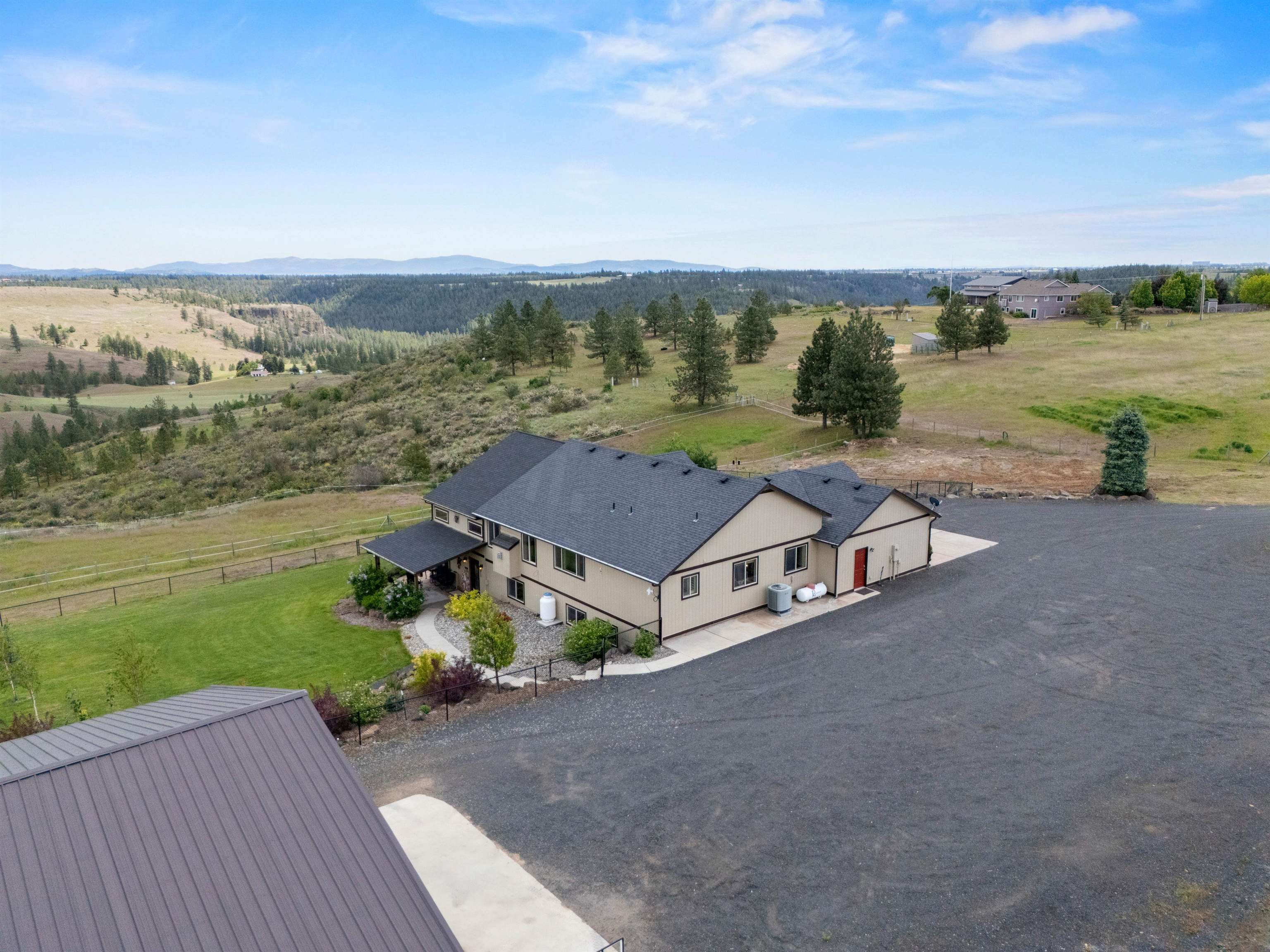 14410 West Jacobs Road Spokane, WA 99224 - Photo 3 of 47 Gallery Image 3