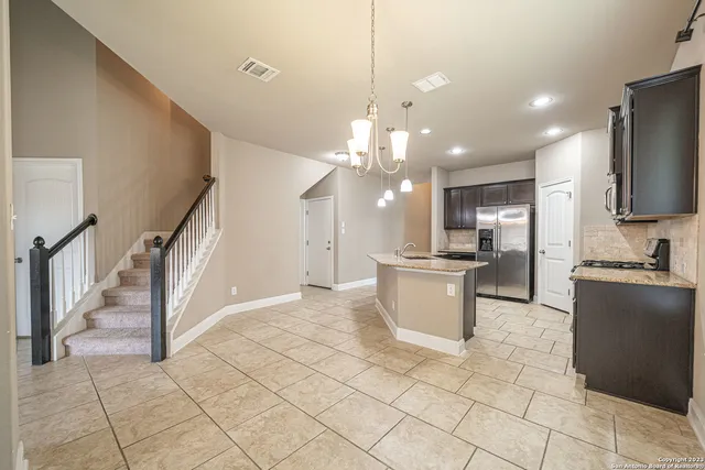 $2,550 | 12911 Brewster, San Antonio, TX 78253