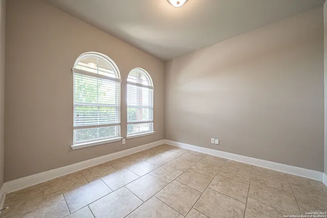 $2,550 | 12911 Brewster, San Antonio, TX 78253