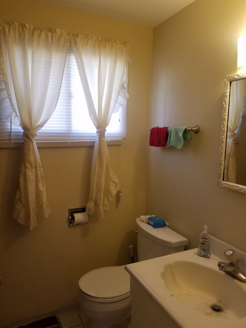 10037 Frontage Road, Unit D Skokie, IL 60077 - Photo 11 of 14