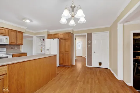 $435,000 | 12406 Lancelot Lane, Carmel, IN 46033