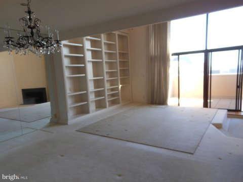1301 North Courthouse Road, Unit 1805 Arlington, VA 22201 - Photo 7 of 28 Living Room