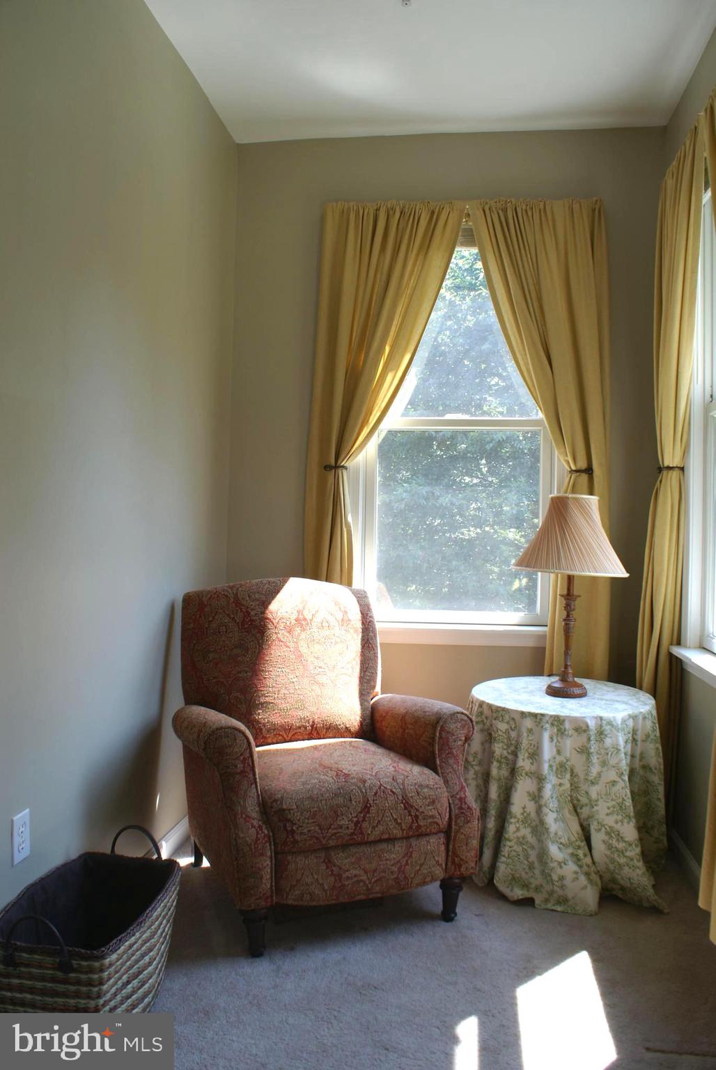 4986 Wentz Road Manchester, MD 21102 - Photo 11 of 42 Reading Nook located in Master Bedroom