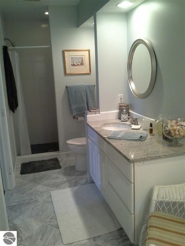 5568 South Lime Lake Road Cedar, MI 49621 - Photo 17 of 24 1846193-16.JPG