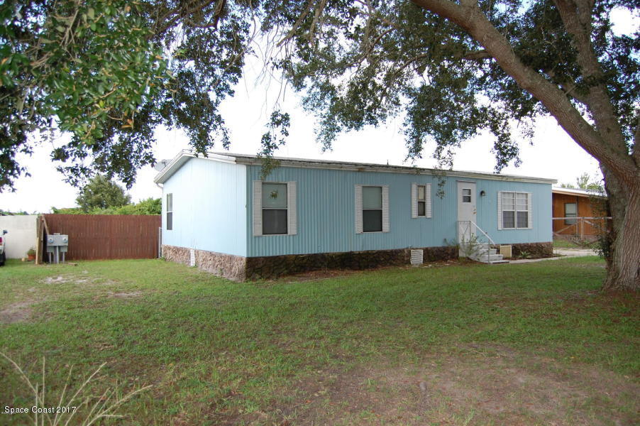 570 Baker Road Merritt Island, FL 32953 - Photo 2 of 10 B2