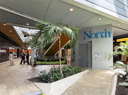 $659,999 | 68 Southeast 6th Street, Unit 3506, Miami, FL 33131