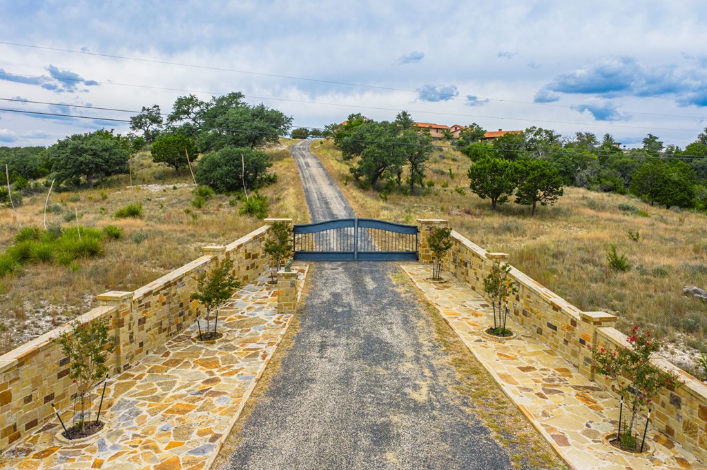 250 Hidden Hills Ranch Road East Kerrville, TX 78028 - Photo 104 of 107