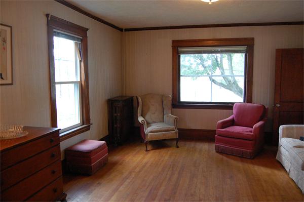 26 Victoria Avenue Worcester, MA 01607 - Photo 3 of 13 Gallery Image 3
